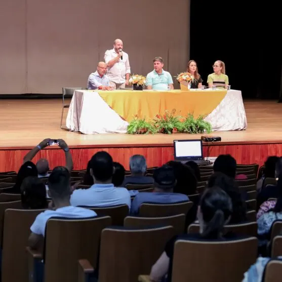 Apucarana realiza no Cine Teatro Fênix a 12ª Conferência Municipal de Saúde