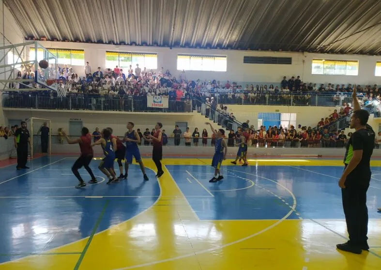 Basquete foi uma das modalidades da fase municipal