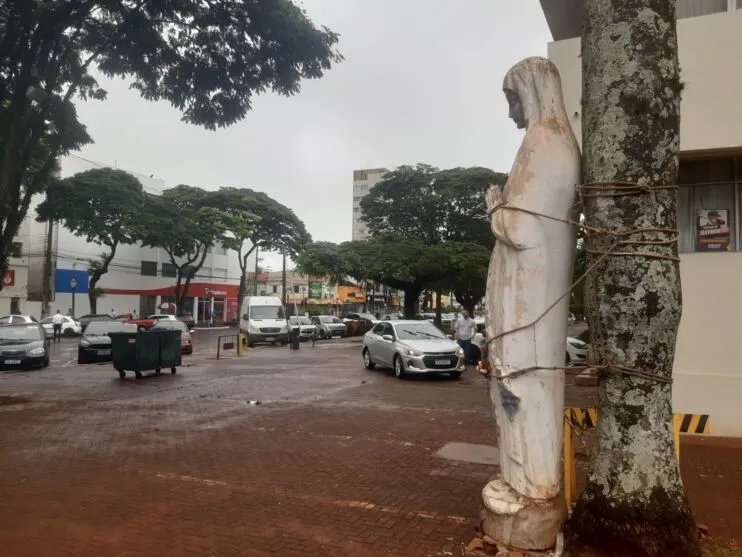 Imagem de Nossa Senhora de Lourdes está em local provisório junto à Catedral