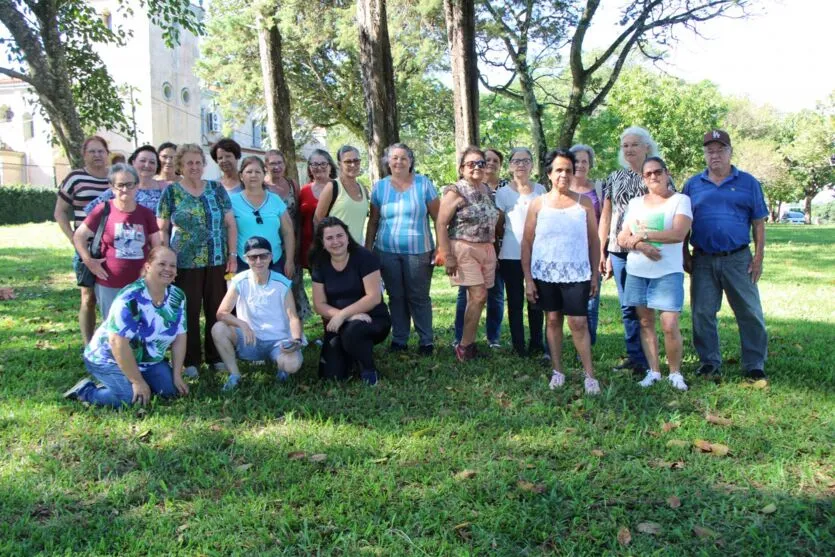 O grupo foi acompanhado da diretora da Semas, Leoni Arruda Milani e equipe