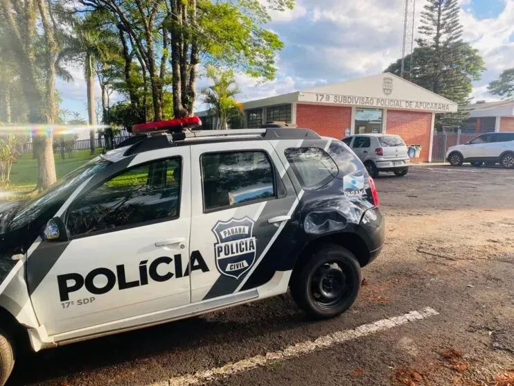 O homem foi entregue na delegacia de Apucarana