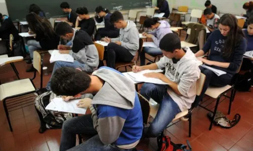 100 mil alunos e professores serão ouvidos pelo MEC