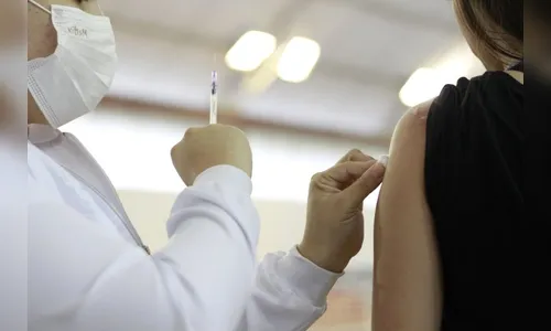 Acompanhe a agenda da vacinação bivalente contra a Covid em Arapongas