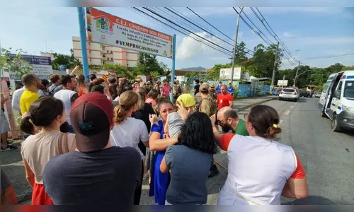 Quatro crianças são mortas em ataque a creche em SC