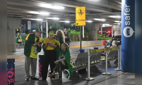 Bolsonaristas reclamam de 'bloqueio' da PM em aeroporto; entenda