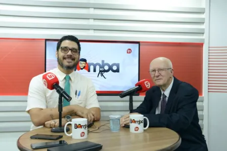 Bomba no Ar: professor e psicanalista Pedro Zumas é o convidado da vez