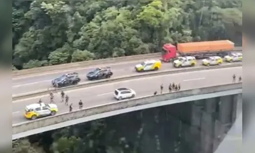 Suspeito de assalto a banco em Antonina morre em confronto com PM