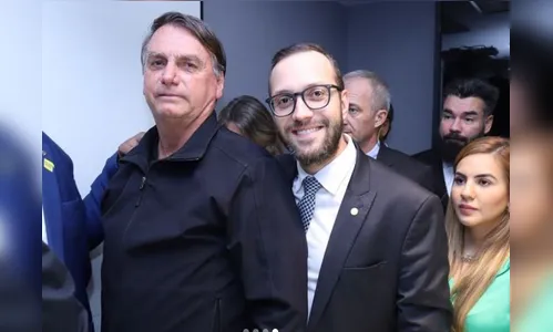Deputado Filipe Barros sempre junto com Bolsonaro