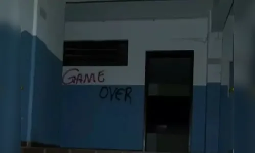 Corpo carbonizado é encontrado dentro de colégio em Maringá