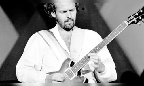 Morre Lasse Wellander, guitarrista do ABBA, aos 70 anos