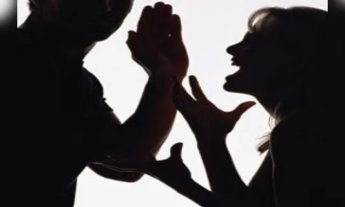 Casal se desentende em Jardim Alegre e PM é chamada