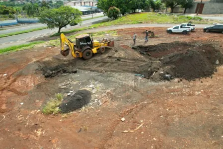 Início de obras da delegacia de Londrina.