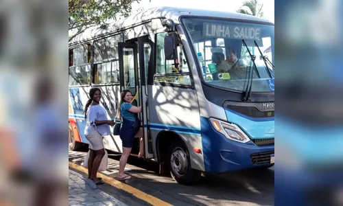 'Linha Saúde' começa a operar no transporte coletivo de Apucarana