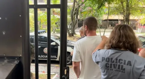 Médico pediatra foi preso em sua casa, na Zona Oeste