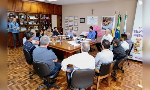 Prefeitura alerta sobre problemas que terrenos baldios causam