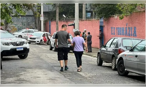 Professora morre após ataque a facadas em escola de SP