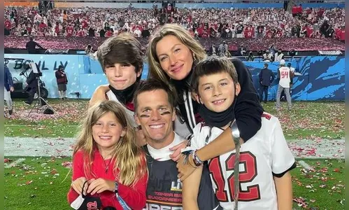 Gisele Bündchen afirma que não pressionou Tom Brady a se aposentar