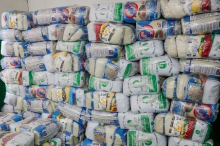 O programa municipal de distribuição de cestas básicas somou 6.494 atendimentos