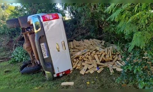 Perseguição na BR-272 termina com apreensão de uma tonelada de maconha