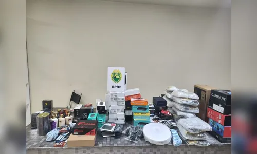 PRE apreende mercadorias do Paraguai na PR-218, em Arapongas