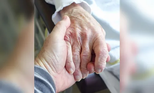 Casal morre com menos de 15 horas de diferença no Paraná