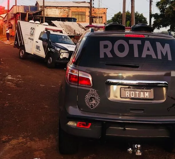 A troca de tiros aconteceu na Rua Pastor João Marcondes, em Jandaia do Sul