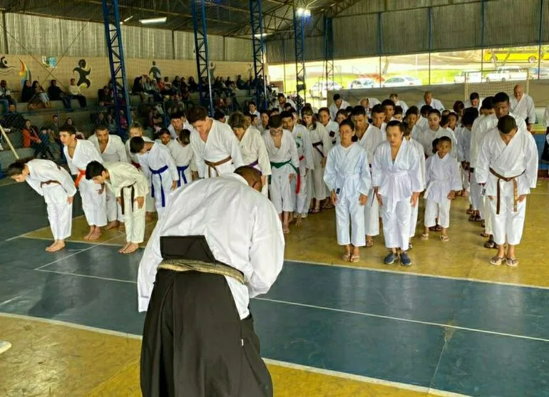 Associação Caminho Livre, de Apucarana