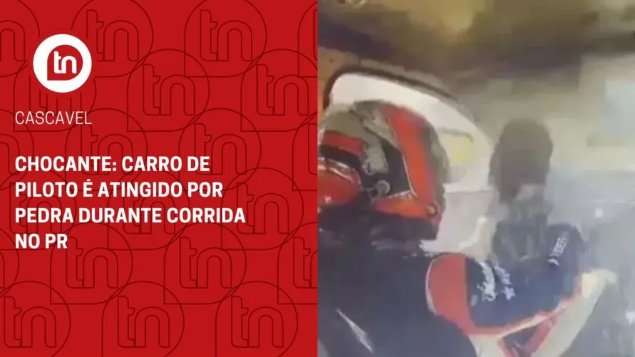 Chocante: carro de piloto é atingido por pedra durante corrida no PR