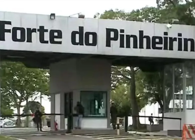 O disparo partiu da arma do próprio sargento