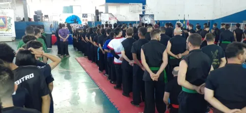 17 delegações competiram no Campeonato de Kung-Fu Wushu