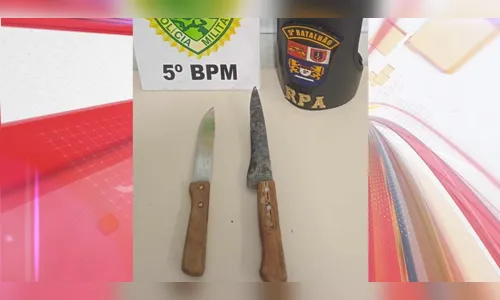 Homem armado com facas é preso após ameaçar invadir creche, no PR
