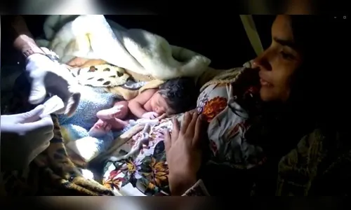 Bebê nasce com a ajuda de frentistas em posto de combustíveis no PR