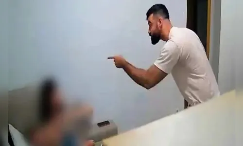 Mulher com bebê no colo é agredida pelo ex-marido no Paraná