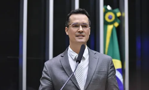 TSE cassa mandato do deputado federal Deltan Dallagnol