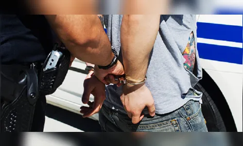 Forças de Segurança de Arapongas cumprem dois mandados de prisão