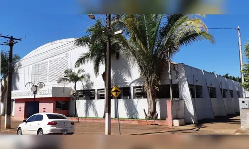 Prefeita de São Pedro do Ivaí anuncia reforma do ginásio municipal