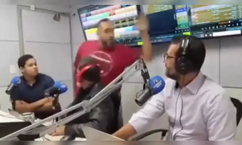 Jornalistas são agredidos por invasor durante programa ao vivo; veja