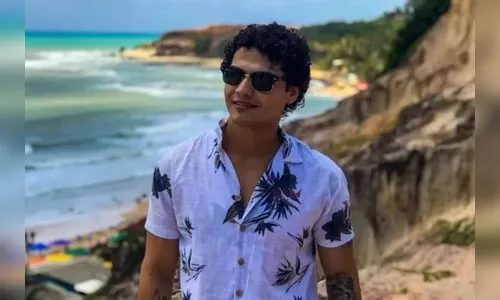 Reação alérgica: influencer de 27 anos morre após comer camarão