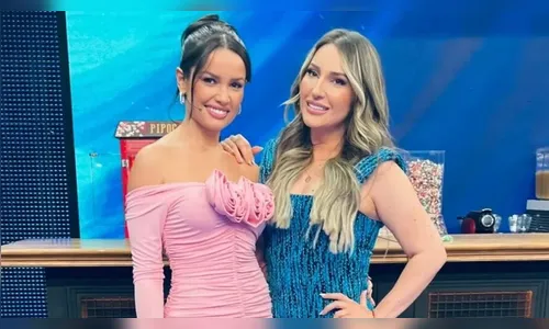 Juliette e Amanda posam juntas nos bastidores do Domingão
