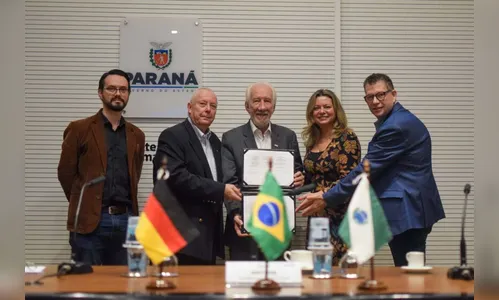 Paraná assina acordo com estado alemão sobre energia renovável