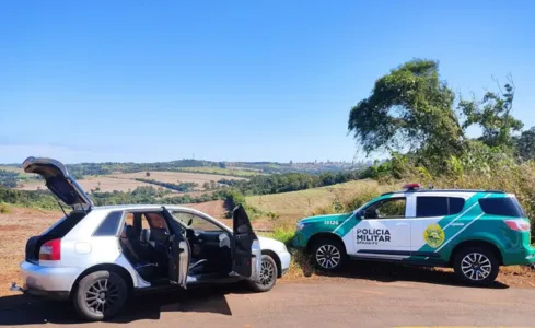 O carro foi localizado em uma propriedade rural do município.