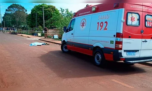 Homem é atacado dentro de padaria e morto a facadas no Paraná