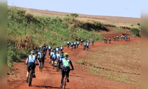 Ciclistas participam da Rota das Catedrais neste sábado