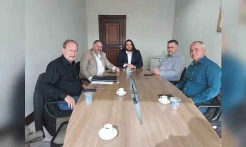 Prefeito de Ivaiporã é recebido por Beto Preto