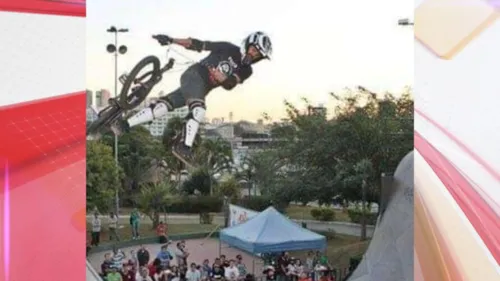 Rafael Pennachi durante manobra no BMX