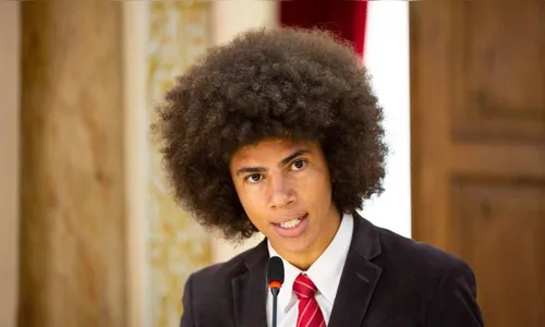 Deputado do Paraná acusa PF de racismo após inspeção em voo