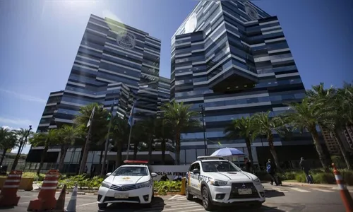 Bolsonaro nega ter determinado fraudes em seu cartão de vacina