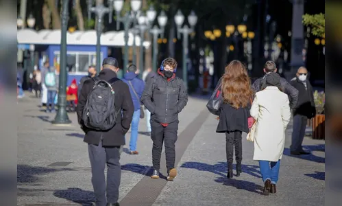 Tempo frio pede cuidados redobrados com a pele; Saúde do PR orienta