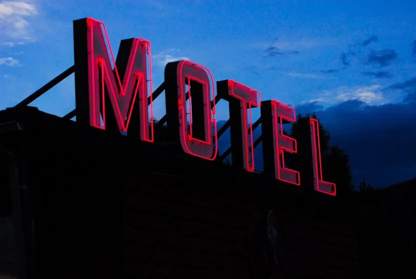 Cliente se desentendeu com a proprietária do motel