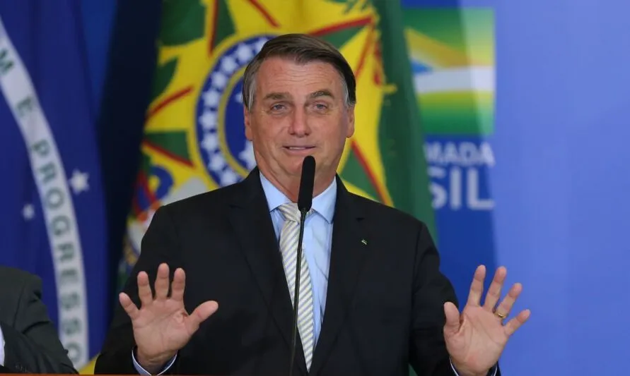 TSE marcou julgamento para decidir futuro político de Bolsonaro